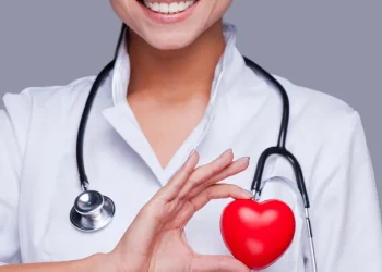 Cuáles son los chequeos que debe hacerse una persona que tuvo COVID-19