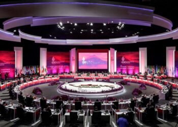 Sobrecargas y flexibilidad de pago ante el FMI, los ejes de Guzmán en el G20