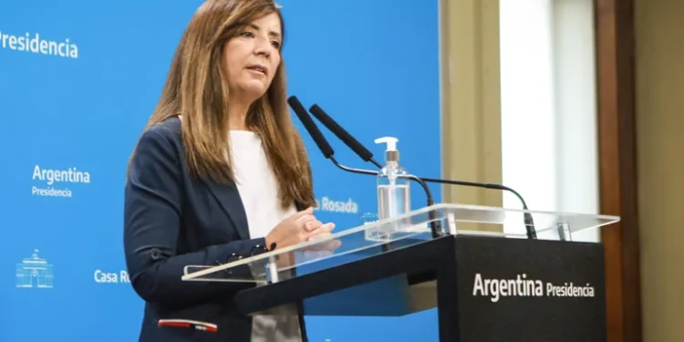 La Casa Rosada quedó envuelta en un enfrentamiento político por la designación de cargos en base a la paridad de género