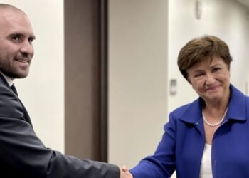 El acuerdo con el FMI se debatirá en comisiones y el jueves irá al recinto