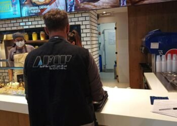 La AFIP detectó incumplimiento laboral en locales gastronómicos de shoppings