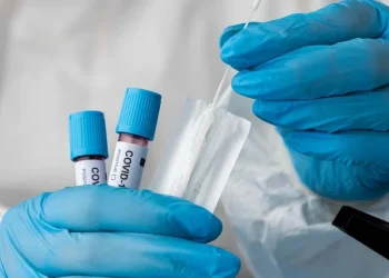 La OMS confirmó la existencia de la variante Deltacron, que combina Delta y Ómicron