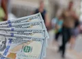 Dólar hoy: la cotización libre cae $207, su precio más bajo en dos meses