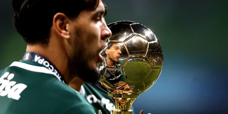 Palmeiras derrotó 2-0 a Atlético Paranaense y se consagró campeón de la Recopa Sudamericana