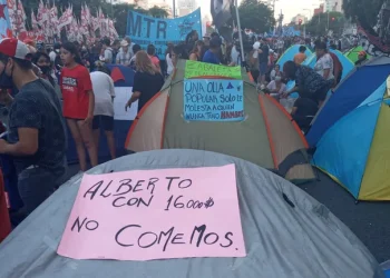 Planes sociales: en abril una familia de cuatro personas puede cobrar $64.200 de asistencia del Estado