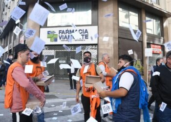 La CTA Autónoma realiza una asamblea en el Obelisco para reclamar el salario universal
