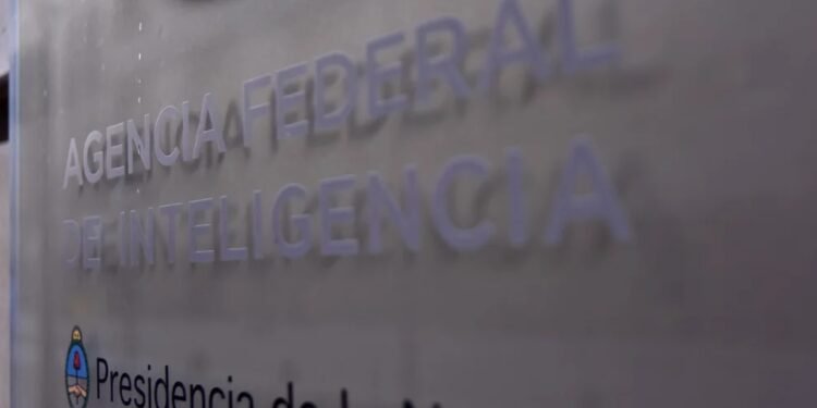 El Gobierno prorrogó la intervención de la Agencia Federal de Inteligencia hasta diciembre de 2023