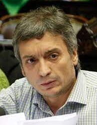 Máximo Kirchner encabeza una reunión del PJ bonaerense en medio de la incertidumbre electoral