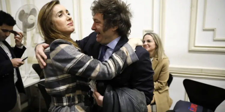 Milei pidió postergar el presupuesto 2024, Massa aceptó evaluarlo y Juntos por el Cambio sospecha un pacto