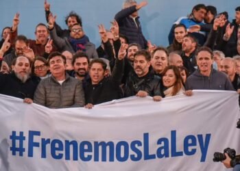 El kirchnerismo y las organizaciones sociales harán una vigilia en el Congreso contra la Ley Bases