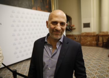 Emiliano Yacobitti cruzó al Gobierno por la acusación de que las universidades “inventan” alumnos para cobrar fondos