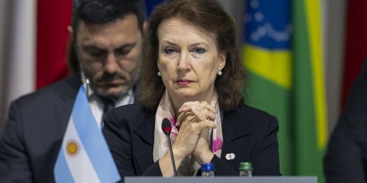 Javier Milei expulsó a la Canciller Diana Mondino
