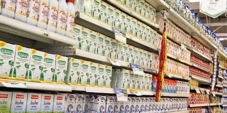 El consumo de leche continúa derrumbándose en el mercado interno desde Enero – Septiembre 2024