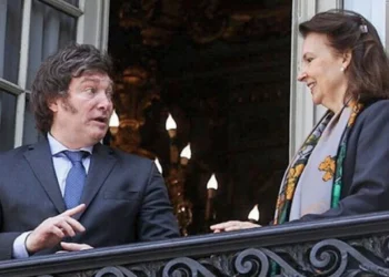 Milei reaccionó después de haber echado a Diana Mondino: “El Gobierno no banca dictadores”