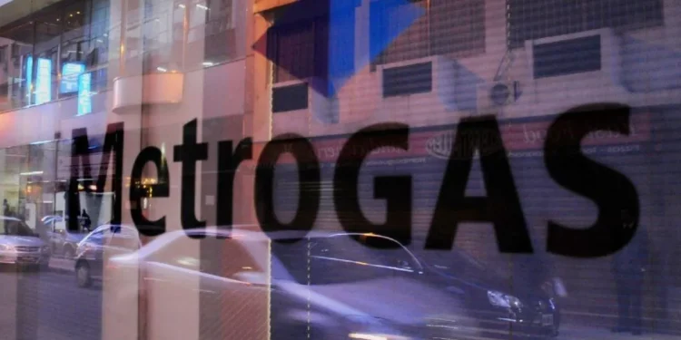 El presidente de YPF, Horacio Marín, anunció que la petrolera venderá las acciones que tiene en Metrogas