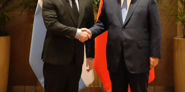 La foto de la Javier Milei y Xi Jinping en el G20 de Rio de Janeiro