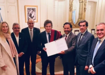 Javier Milei atomiza a las ligas de gobernadores para negociar mano a mano el proyecto