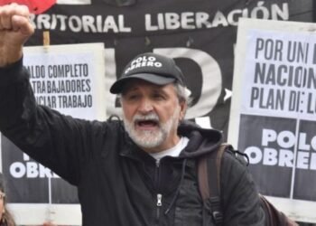 El Polo Obrero llevó adelante una manifestación en el microcentro porteño rompiendo el Protocolo Antipiquetes de Patricia Bullrich