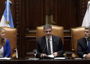 El jefe de Gobierno Jorge Macri confirmó la reapertura del puente de Ciudad de la Paz en CABA