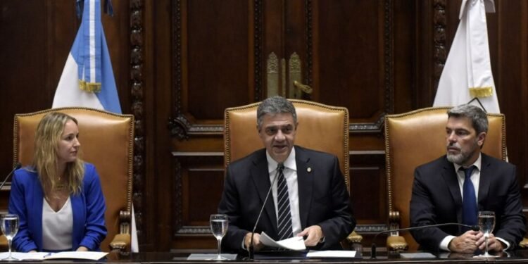 El jefe de Gobierno Jorge Macri confirmó la reapertura del puente de Ciudad de la Paz en CABA