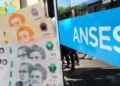 Bono a jubilados: ANSES lo vuelve a pagar, pero no actualiza el monto, serán  $70.000