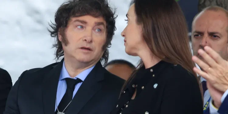 Javier Milei y Victoria Villarruel, volvieron a mostrarse juntos públicamente durante un acto por la semana de la Policía Federal