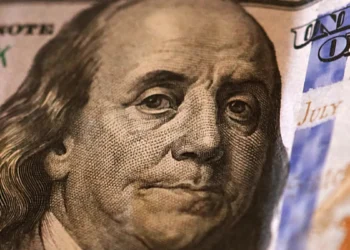 Mercados Hoy: La llegada de los dólares del blanqueo, siguen generando caída del dólar blue cerrando por debajo del MEP