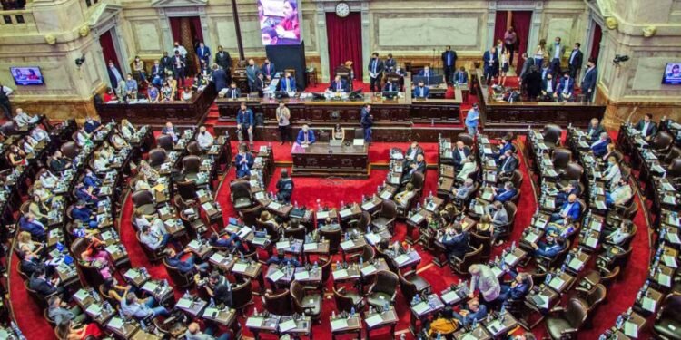 La Cámara de Diputados se prepara para una de las últimas sesiones del año, la oposición asegura que junta los 129 diputados