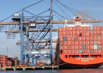 El Ministerio de Economía anunció que amplían a US$ 3.000 el límite para importaciones eventuales