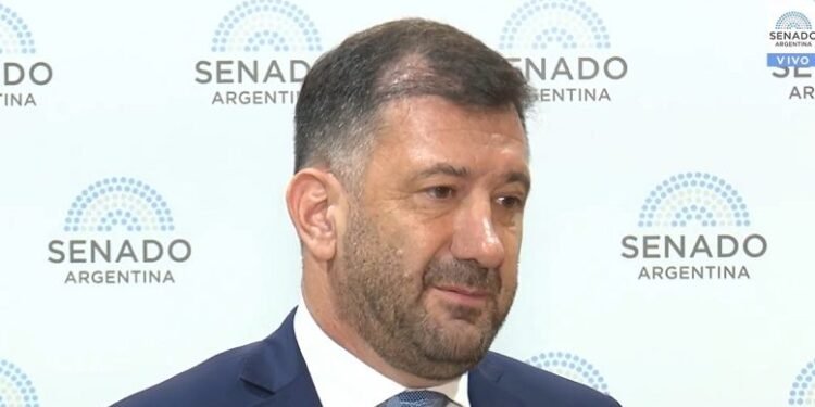 El senador demorado con u$s200.000 en la frontera con Paraguay conmocionó al mundo de la política