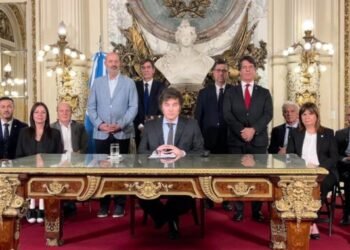 La economía registró su primer crecimiento trimestral de la era Milei, pero cayó 2,1% anual