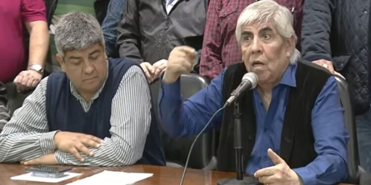 El sindicato que lidera Hugo Moyano anunció medidas de fuerza, frente al fracaso de las paritarias con el gobierno