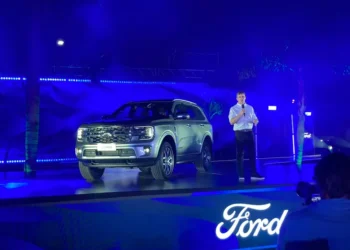 Charlas de quincho: caramelos ácidos, profetas y un show de automotrices