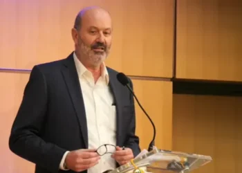 El Gobierno de Javier Milei renovará contratos a 40 mil empleados públicos