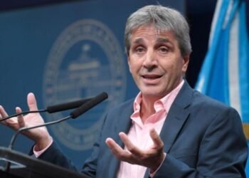 Gobierno pospone pagos por deuda de $1.9 billones