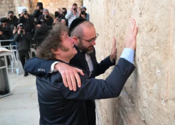En Israel, Milei recibe “Nobel Judío”.