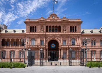 Casa Rosada: Alerta máxima por fin de súper poderes y Congreso.