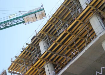Mayo marca tercera caída de construcción en 5 meses.