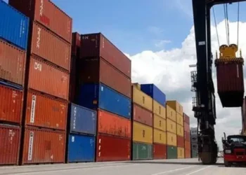 Casi u$s1.000 millones de superávit comercial en junio.