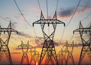 Gobierno lanza plan energético con privados: 3 obras clave.