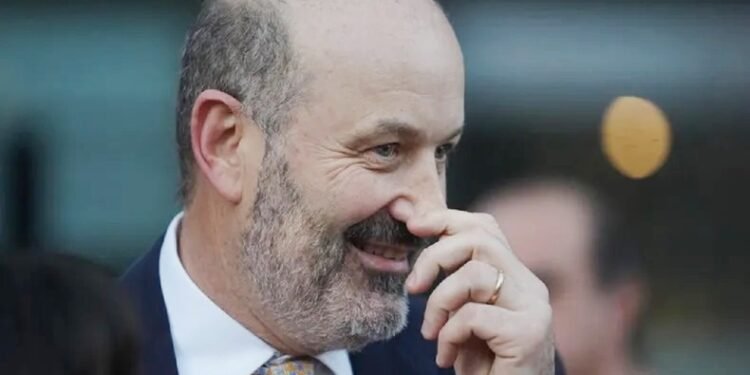 Desde La Rural, Sturzenegger: “No es riesgo país, es riesgo Kuka”.