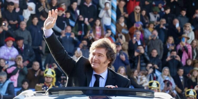 El anuncio de Milei en la Rural sobre retenciones, AmCham lo celebra.