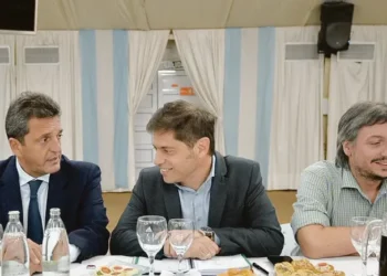 Campaña en Primera sección: Kicillof y Massa refuerzan, trabajan con intendentes propios.