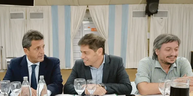 Campaña en Primera sección: Kicillof y Massa refuerzan, trabajan con intendentes propios.