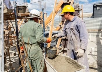 Construcción: Cuánto cobrarán desde septiembre por paritarias.