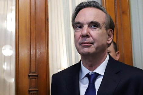 Pichetto: “Gobierno sin historia, jugando con lo irremediable”.