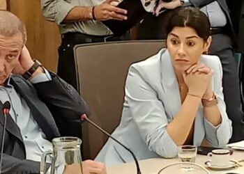 Crítica de Pagano a Menem por “ñoquis”