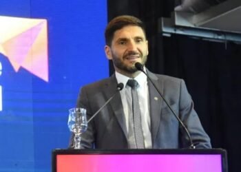 El desafío de Pullaro a Javier Milei
