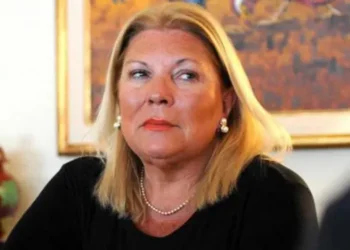 Carrió: “Todos cómplices” en el triple crimen de Varela.