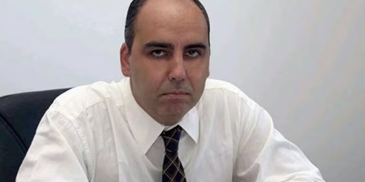 Martínez de Giorgi: Rechazo a citar y respaldo a Milei.